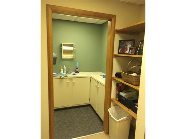 23 Spring St, Dexter, ME 04930